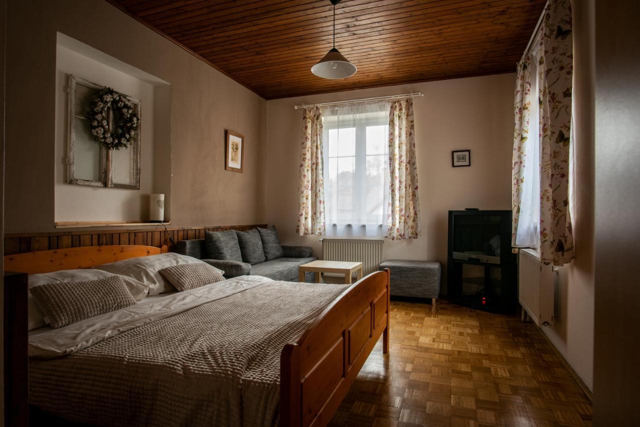 Pension Styl Bedřichov エクステリア 写真