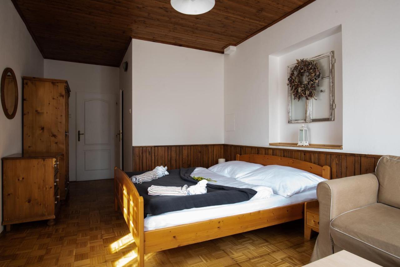 Pension Styl Bedřichov エクステリア 写真